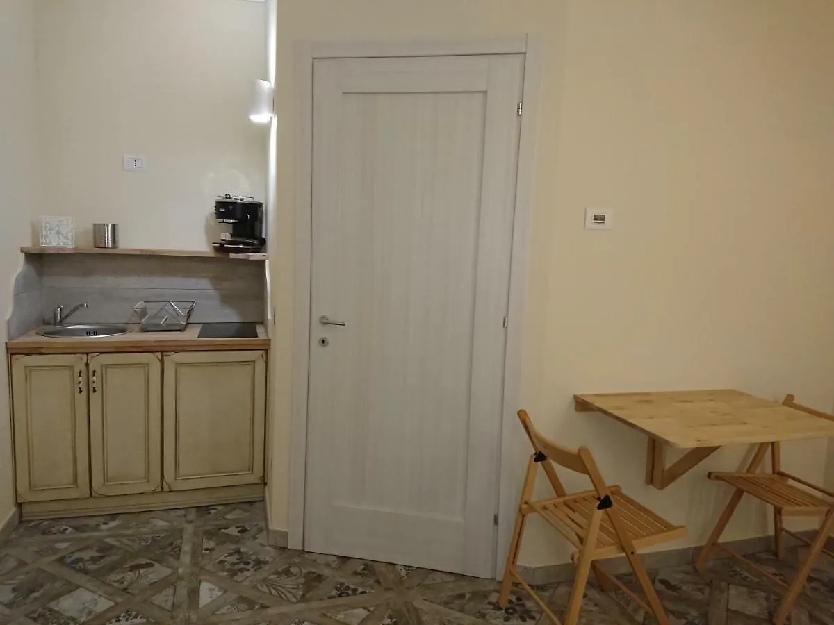 Affittacamere Hotel Il carpino bianco Puegnago del Garda Italia